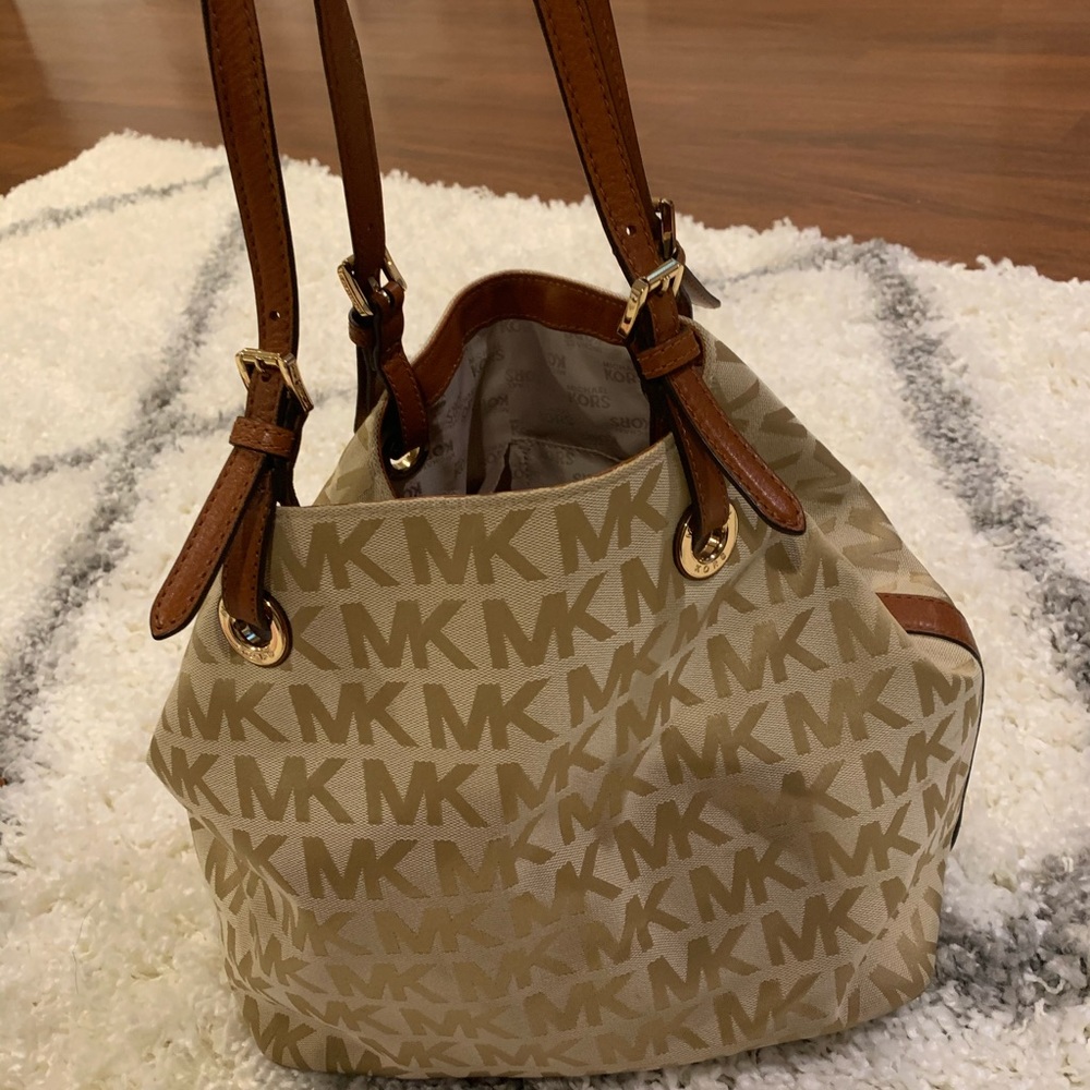 Medium Michael kors shoulder bag